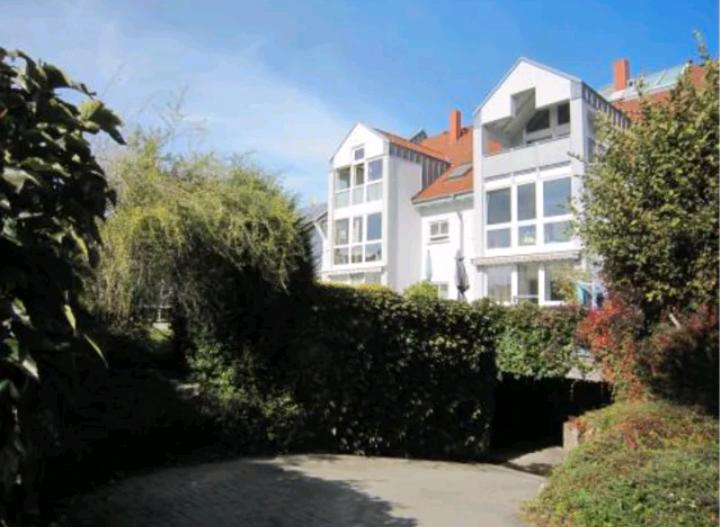 Helle 3,5 Zimmer Wohnung Rielasingen