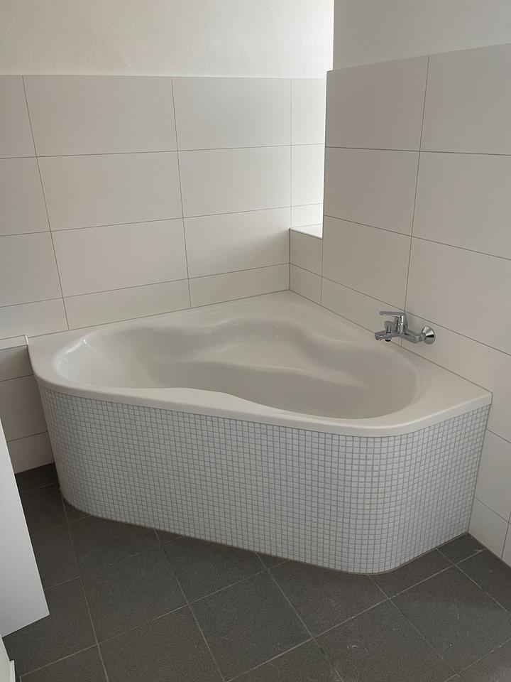 Helle grosse Wohnung in Arenshausen