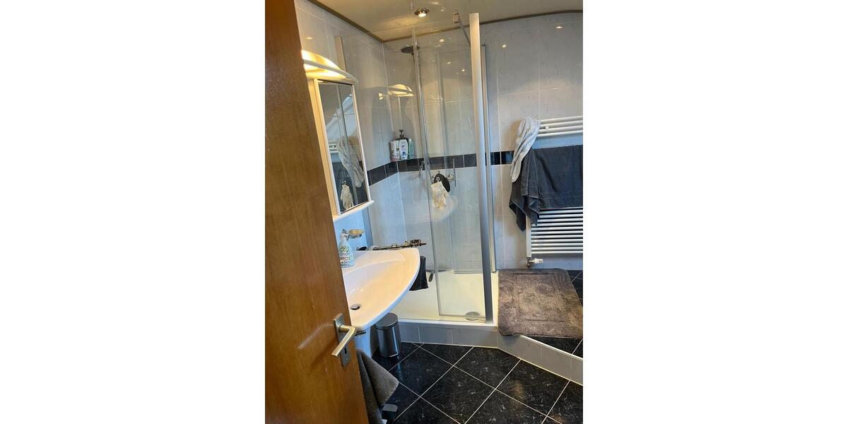 Dachgeschoßwohnung Friedrichsthal - 2 Zimmer, 78 m&sup2;, 700&euro; | Angebot:26247028