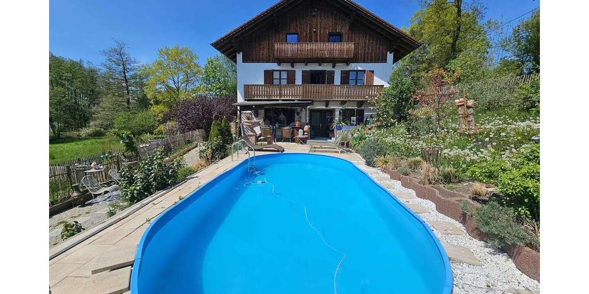 Etagenwohnung Wurmannsquick - 5 Zimmer, 156 m&sup2;, 1.120&euro; | Angebot:27257252