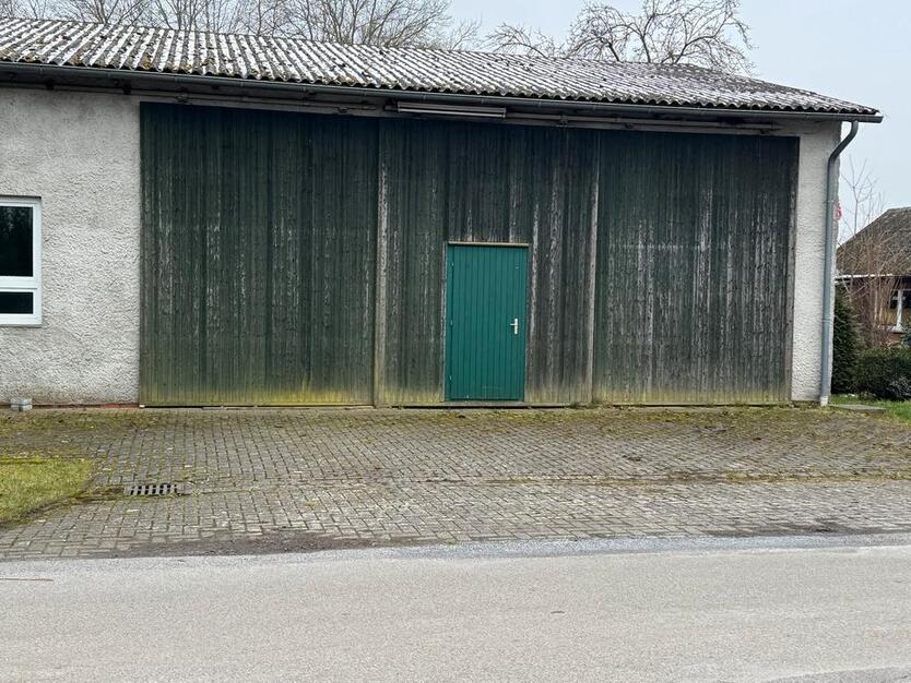 Halle zur Miete in Rahden-Ströhen – ca. 154 m² mit 4,5 m Höhe