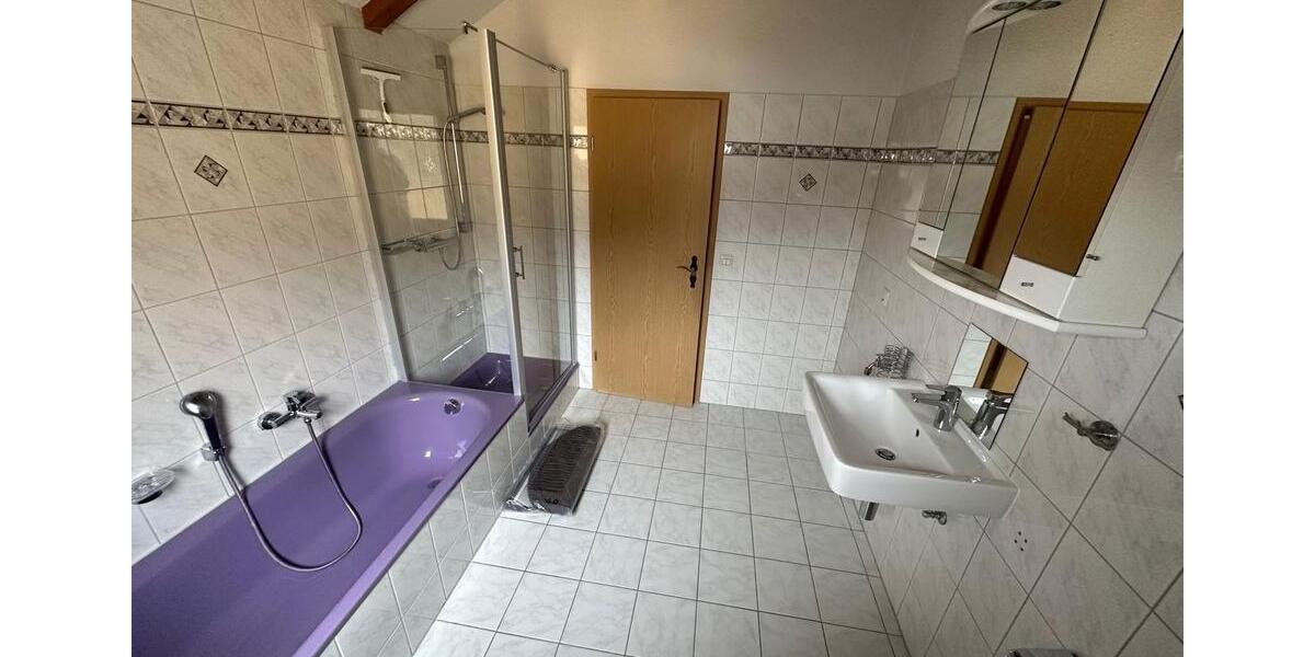 Maisonettenwohnung Schopfheim - 3.5 Zimmer, 94 m&sup2;, 1.050&euro; | Angebot:25017195