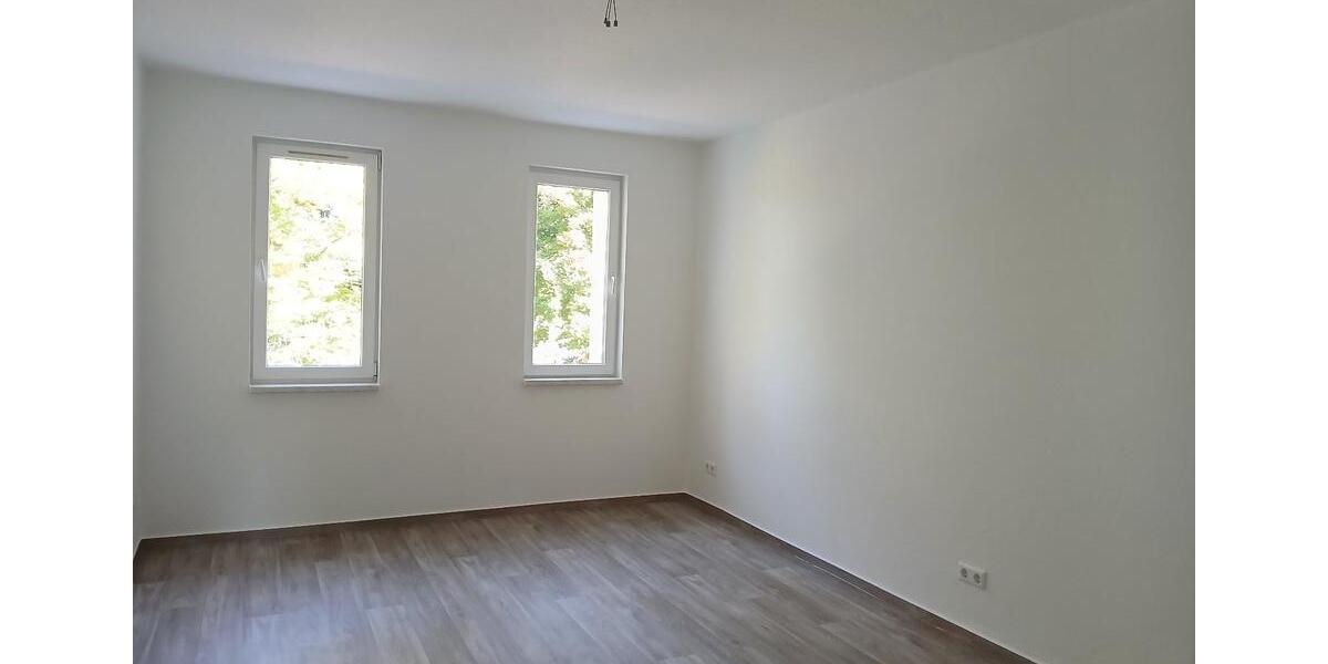 Ruhig gelegene 3-5 Raum Musterwohnung 5 zimmer