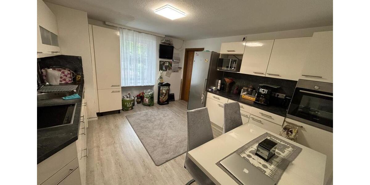 Etagenwohnung Görwihl - 5 Zimmer, 99 m&sup2;, 1.200&euro; | Angebot:26101664