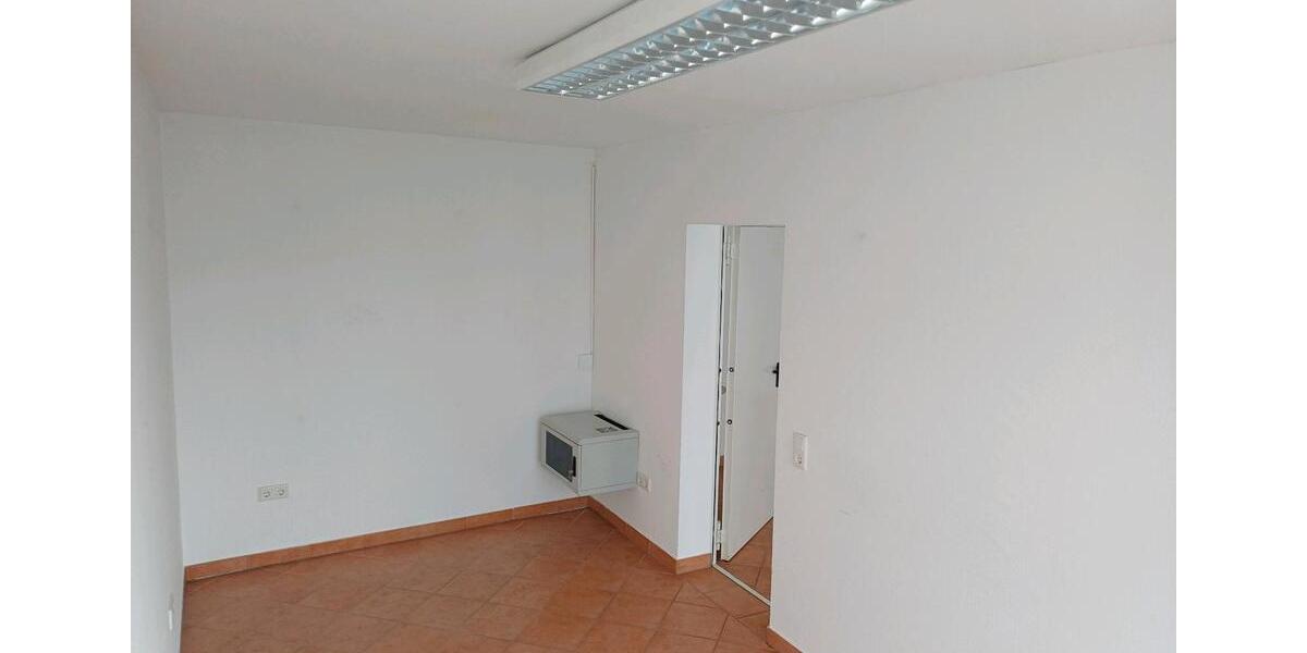 Gewerbeobjekt Finnentrop - 450&euro; | Angebot:24751343