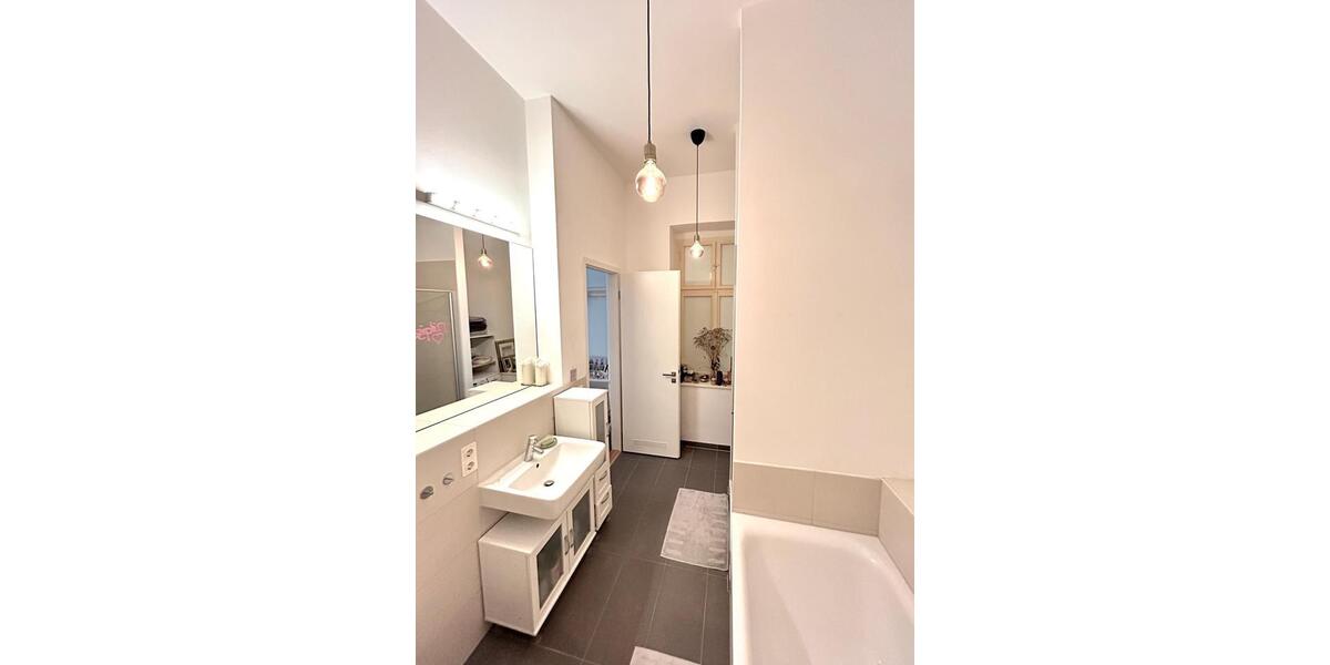 Luxus Appartment innerhalb einer kleinen WG 1 zimmer