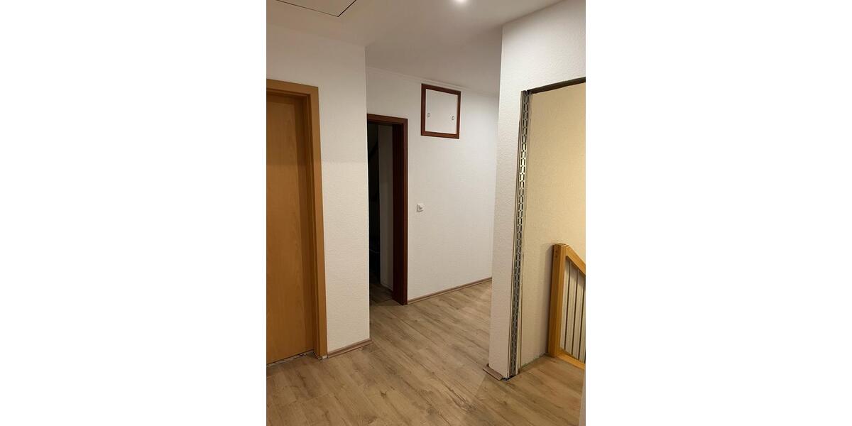Dachgeschoßwohnung Springe - 2 Zimmer, 60 m&sup2;, 510&euro; | Angebot:26044814