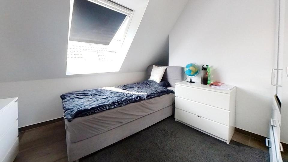Doppelhaushälfte Wiesbaden Mainz-Kastel - 5 Zimmer, 157 m&sup2;, 2.800&euro; | Angebot:24680540
