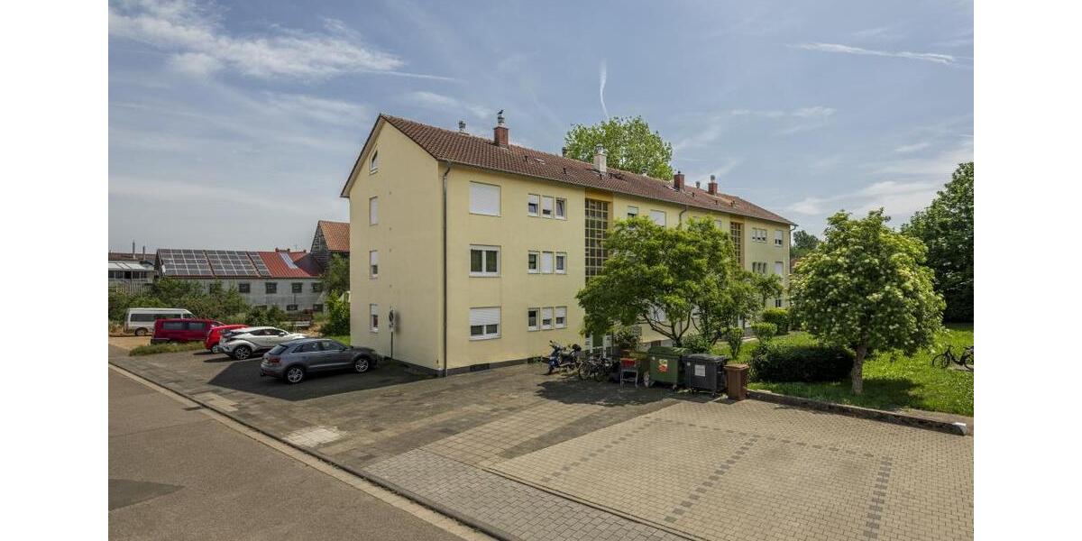 Etagenwohnung Kandel - 2 Zimmer, 53 m&sup2;, 609&euro; | Angebot:25857677