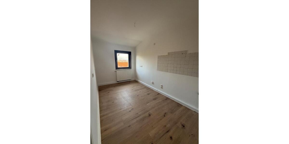 Etagenwohnung Kahla - 2.5 Zimmer, 68 m&sup2;, 650&euro; | Angebot:26575969