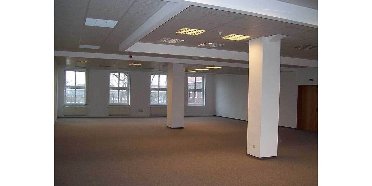 Gewerbeobjekt Rötha Espenhain - 3 Zimmer, 599&euro; | Angebot:23971772