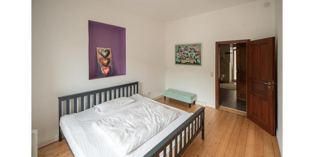 Etagenwohnung Reil - 7 Zimmer, 140 m&sup2;, 950&euro; | Angebot:26503843