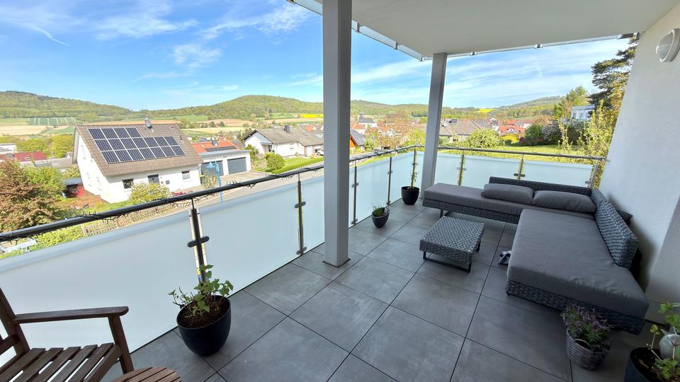 Etagenwohnung Niedenstein - 3 Zimmer, 95 m&sup2;, 900&euro; | Angebot:26495881