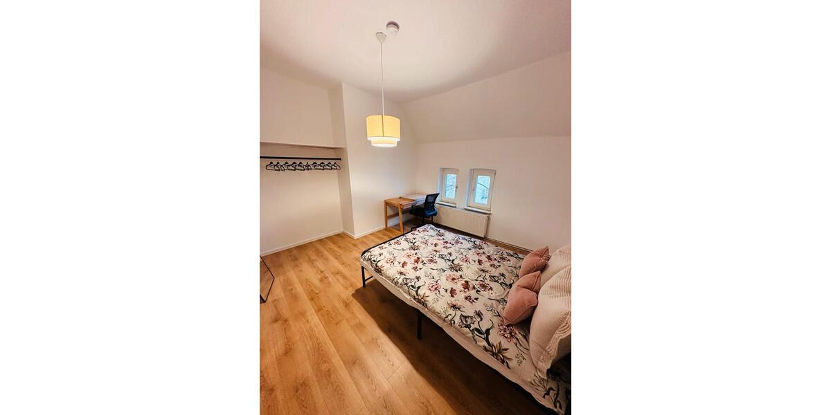 Wohnen auf Zeit Hannover Linden-Limmer - 1 Zimmer, 15 m&sup2;, 499&euro; | Angebot:26214459