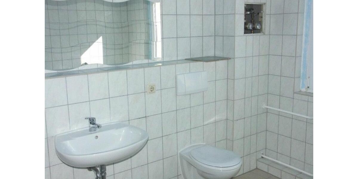 Etagenwohnung Friedland - 3 Zimmer, 85 m&sup2;, 690&euro; | Angebot:26431459
