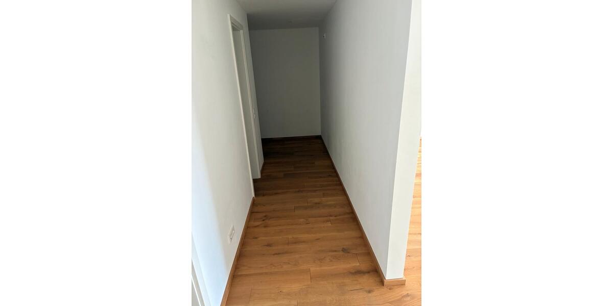 Erdgeschoßwohnung Frickingen - 3 Zimmer, 93 m&sup2;, 1.280&euro; | Angebot:26561045