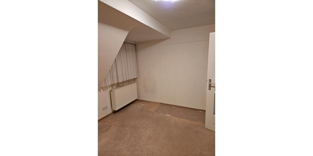 Dachgeschoßwohnung Ludwigshafen am Rhein Rheingönheim - 2 Zimmer, 55 m&sup2;, 660&euro; | Angebot:24109379