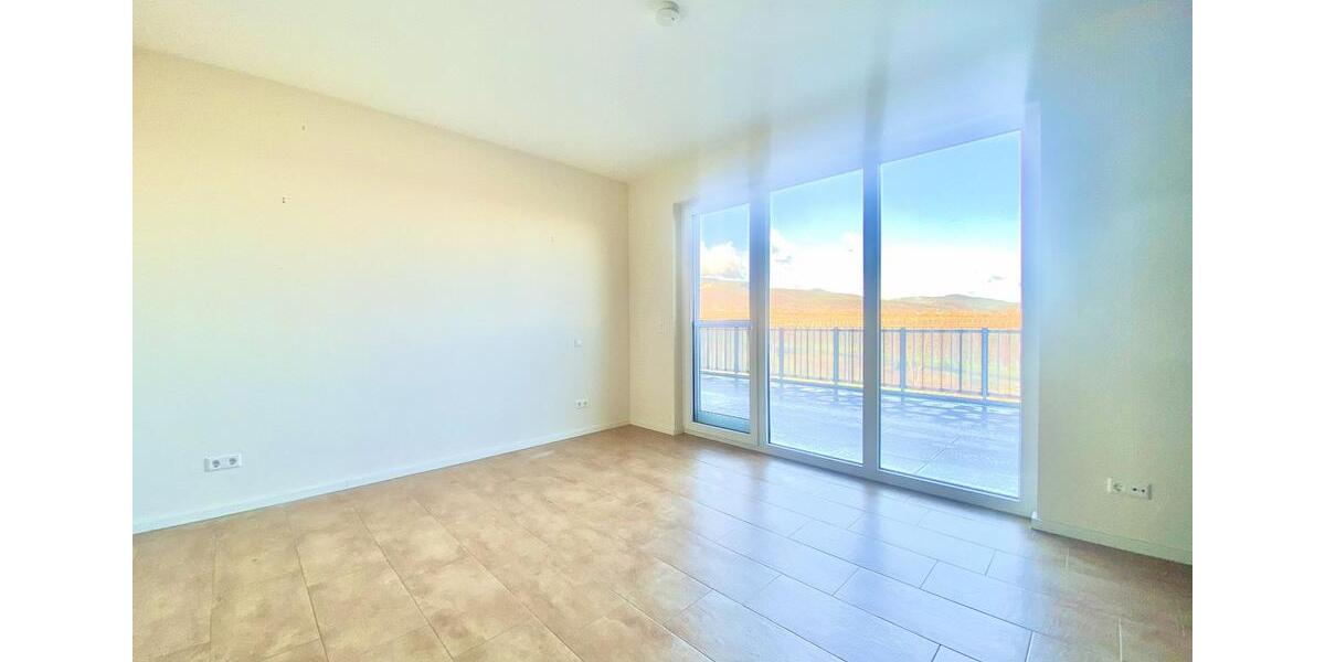 Dachgeschoßwohnung Maikammer - 4 Zimmer, 148 m&sup2;, 2.300&euro; | Angebot:23705502