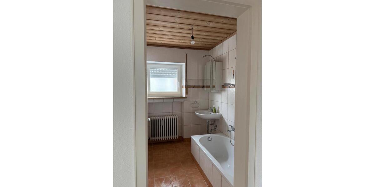 Erdgeschoßwohnung Kaisheim - 2 Zimmer, 85 m&sup2;, 990&euro; | Angebot:26699859
