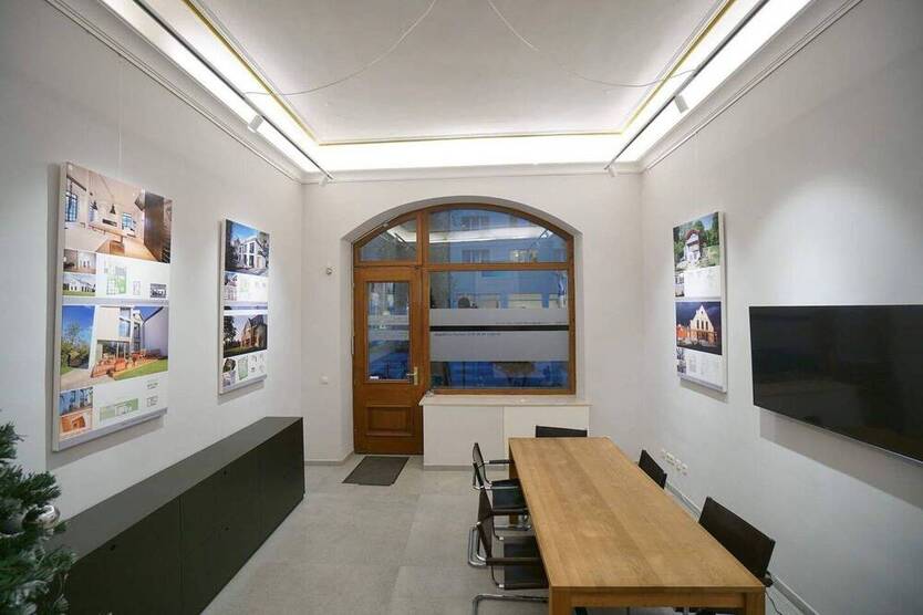 Zimmer mit 22m2 und bis zu 4 Plätzen in Bürogemeinschaft (Architektur) - All-in-Miete
