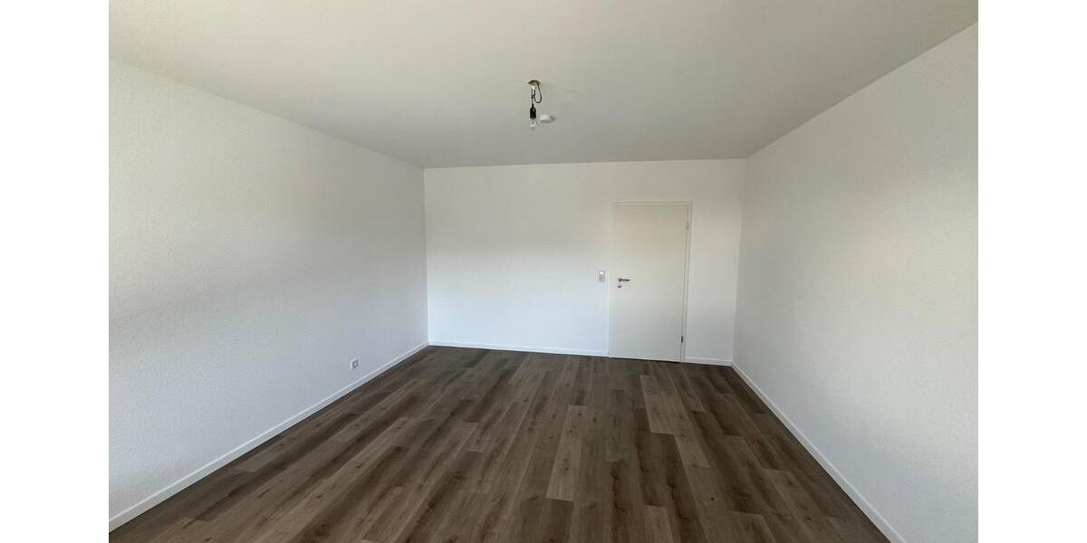 Hochparterre Bergisch Gladbach Paffrath - 3 Zimmer, 68 m&sup2;, 705&euro; | Angebot:25111755