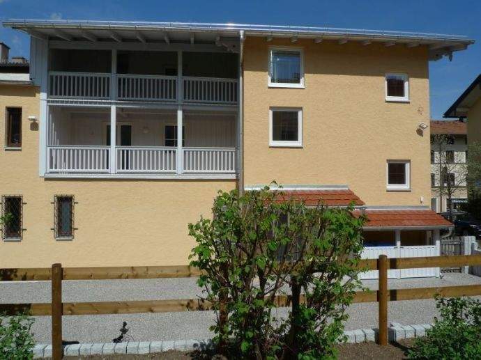 Etagenwohnung Holzkirchen Marschall - 2 Zimmer, 60 m&sup2;, 1.100&euro; | Angebot:23954564