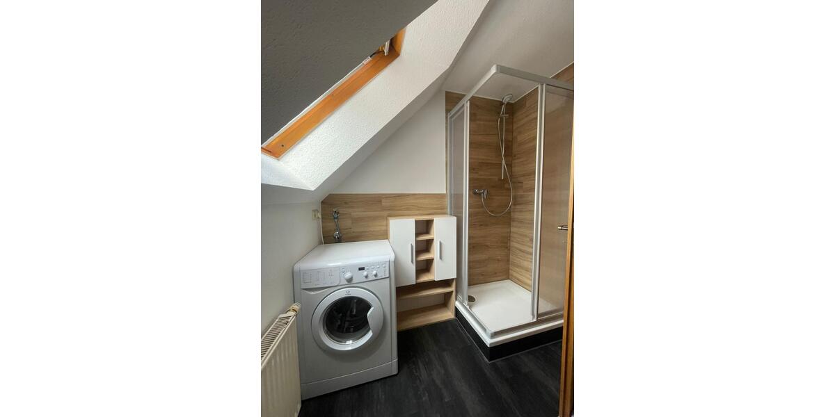 Etagenwohnung Gornsdorf - 2 Zimmer, 83 m&sup2;, 410&euro; | Angebot:26232888