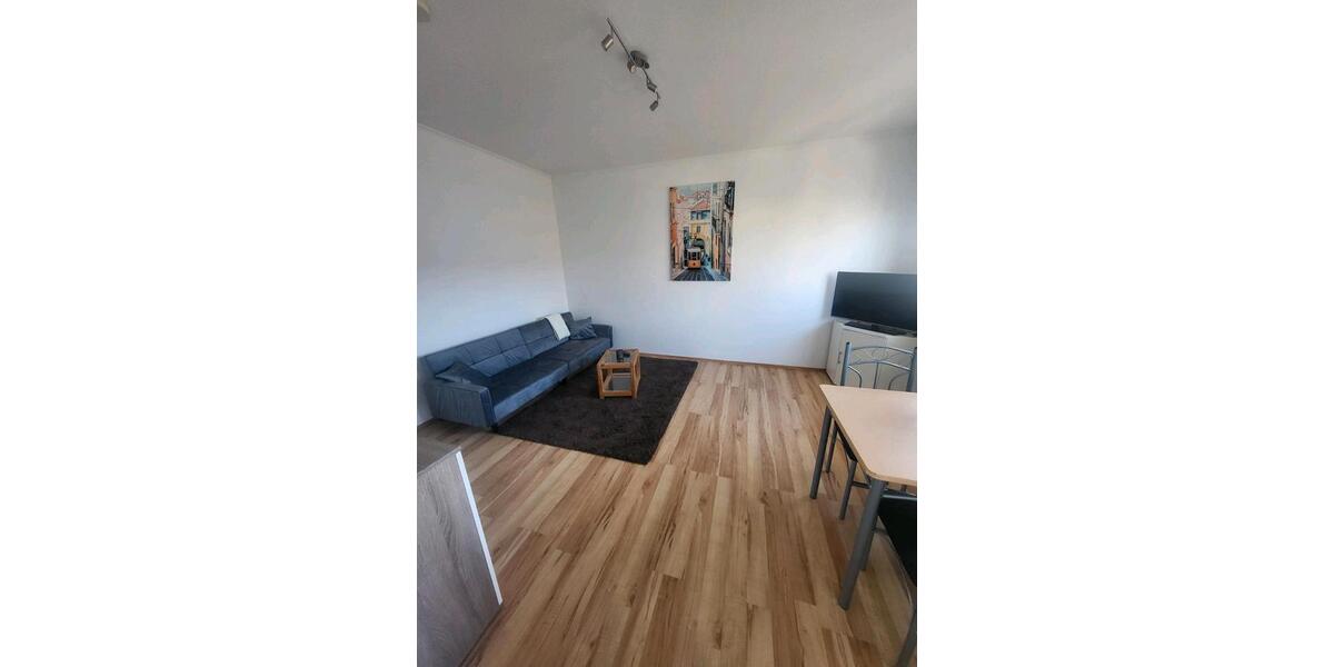 Etagenwohnung Schwerin Friedrichsthal - 2 Zimmer, 40 m&sup2;, 530&euro; | Angebot:24752440