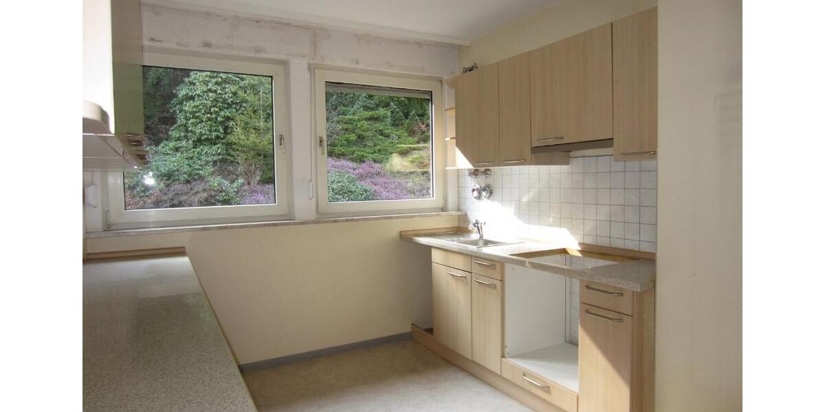 Dachgeschoßwohnung Bad Schwalbach - 3 Zimmer, 94 m&sup2;, 750&euro; | Angebot:25991168