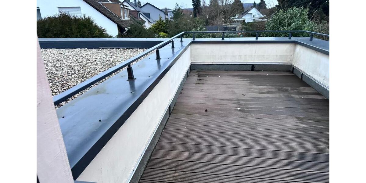 Dachgeschoßwohnung Saarlouis - 3 Zimmer, 76 m&sup2;, 800&euro; | Angebot:25226109