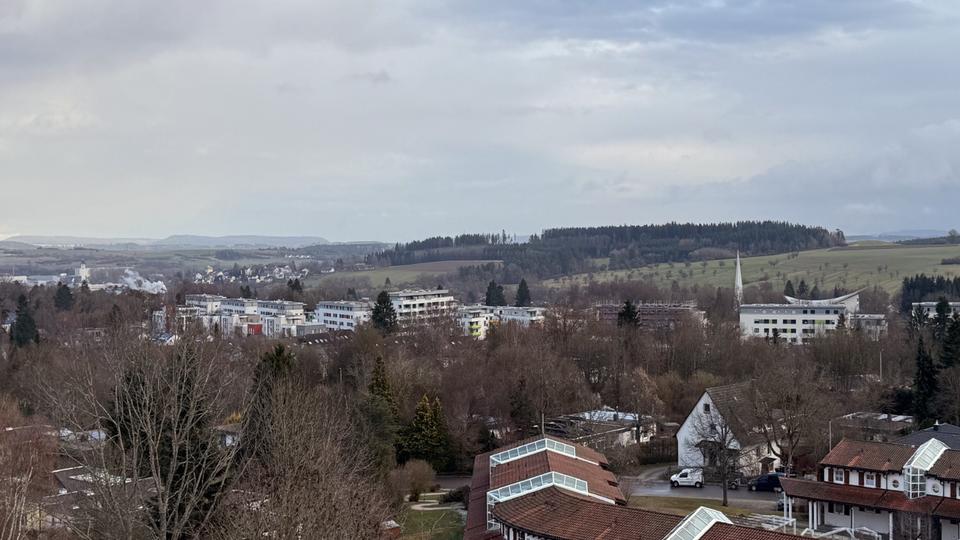 Einfamilienhaus Villingen-Schwenningen Schwenningen - 2.5 Zimmer, 87 m&sup2;, 1.200&euro; | Angebot:25993645