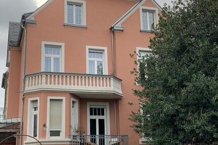 Bierstadt: 3-Zi. DG - Altbauwohnung, EBK, Balkon, Gartennutzung zimmer