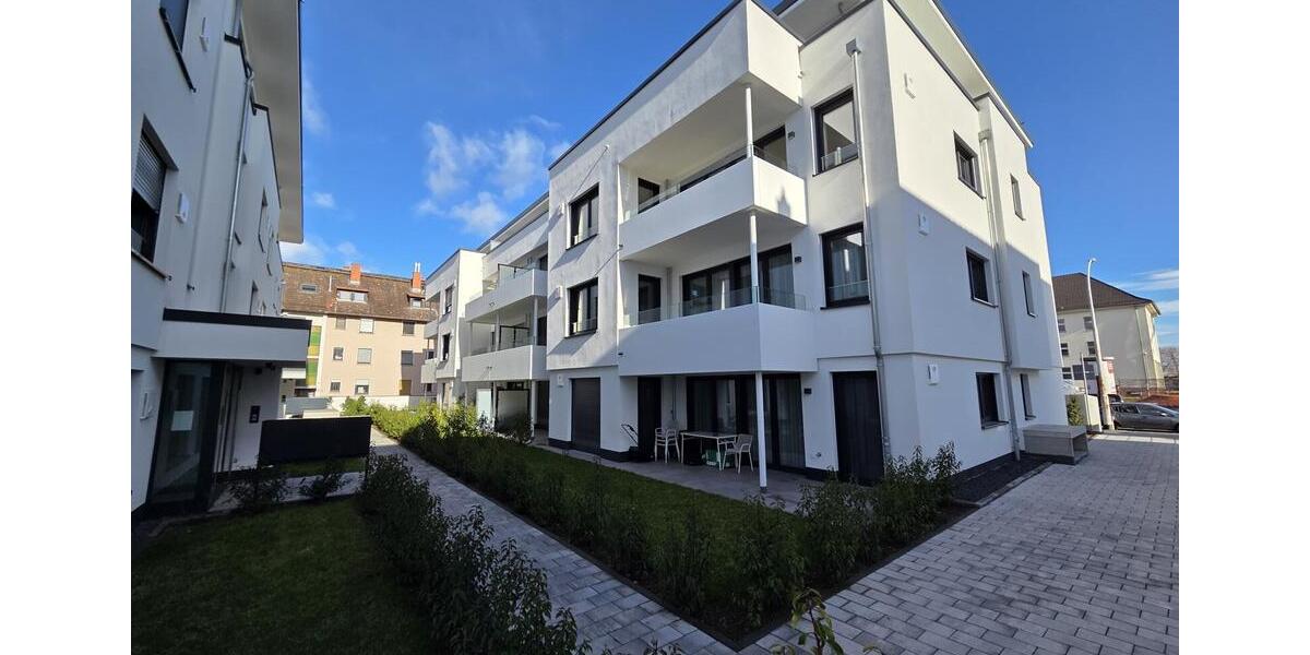 Dachgeschoßwohnung Wiesbaden Mainz-Kastel - 2 Zimmer, 83 m&sup2;, 1.450&euro; | Angebot:24849717