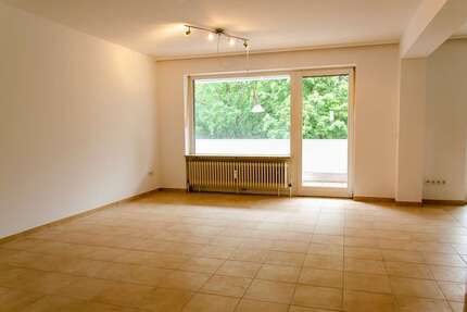 Wohnung Nürnberg / Mögeldorf Mögeldorf - 3 Zimmer, 92 m&sup2;, 980&euro; | Angebot:26693242