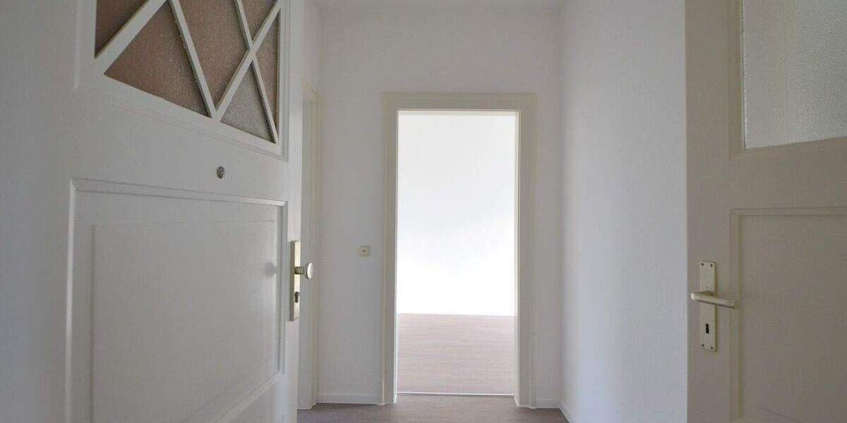 Etagenwohnung Dresden Leuben - 2 Zimmer, 60 m&sup2;, 466&euro; | Angebot:26744941