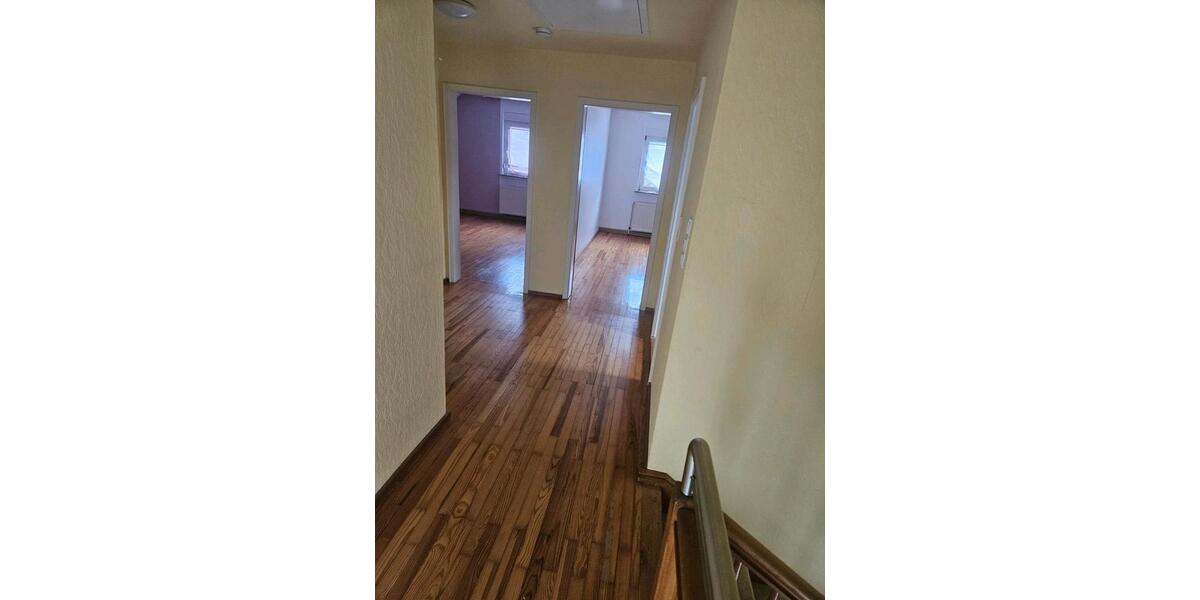 Einfamilienhaus Breunigweiler - 4 Zimmer, 115 m&sup2;, 700&euro; | Angebot:25917295