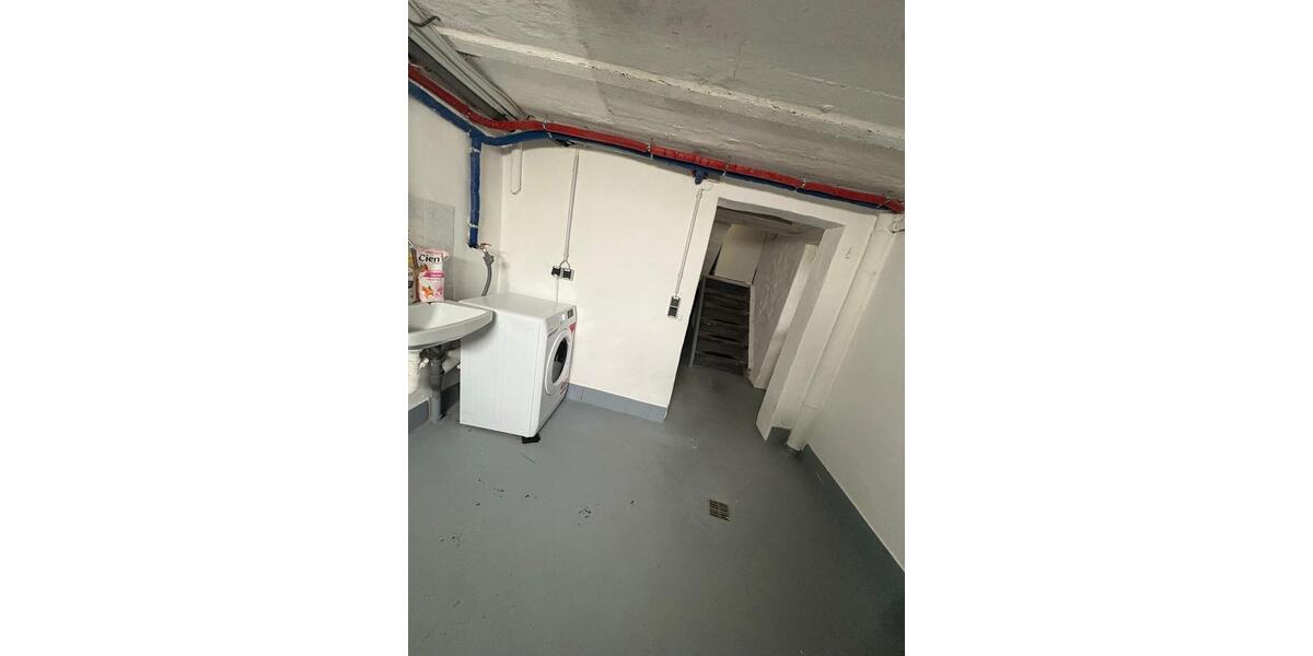 Etagenwohnung Sundern (Sauerland) - 4 Zimmer, 81 m&sup2;, 1.180&euro; | Angebot:26603549