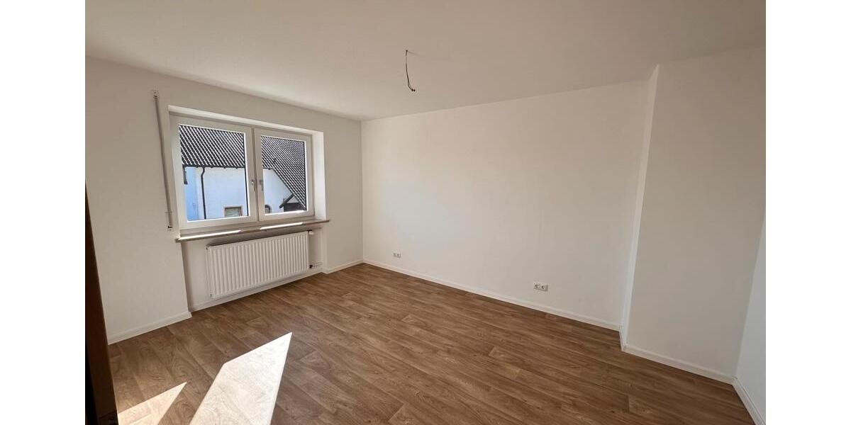 neu renovierte 2-Zimmer-Wohnung, 5 min zum Bahnhof 2 zimmer