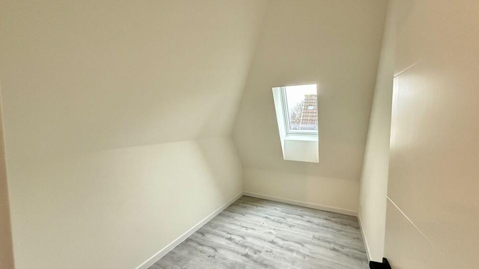 Dachgeschoßwohnung Kiel Friedrichsort - 3 Zimmer, 98 m&sup2;, 1.900&euro; | Angebot:25961716