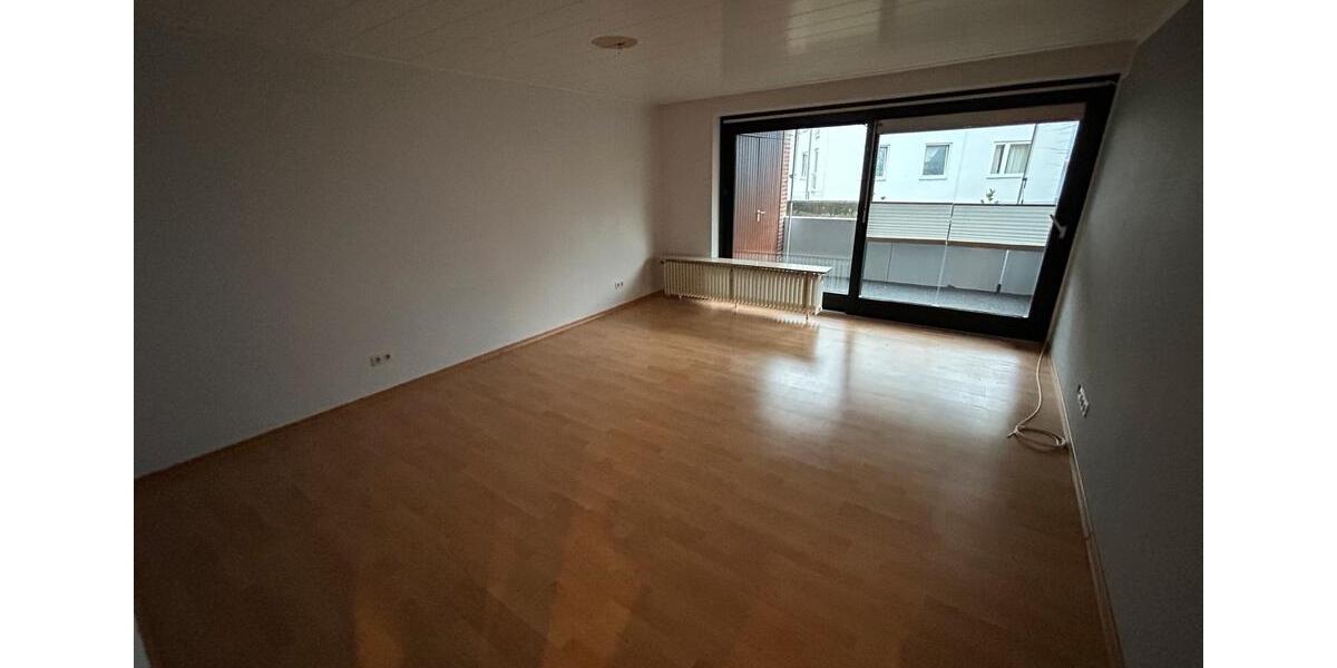 Erdgeschoßwohnung Jade - 3 Zimmer, 74 m&sup2;, 790&euro; | Angebot:24301121