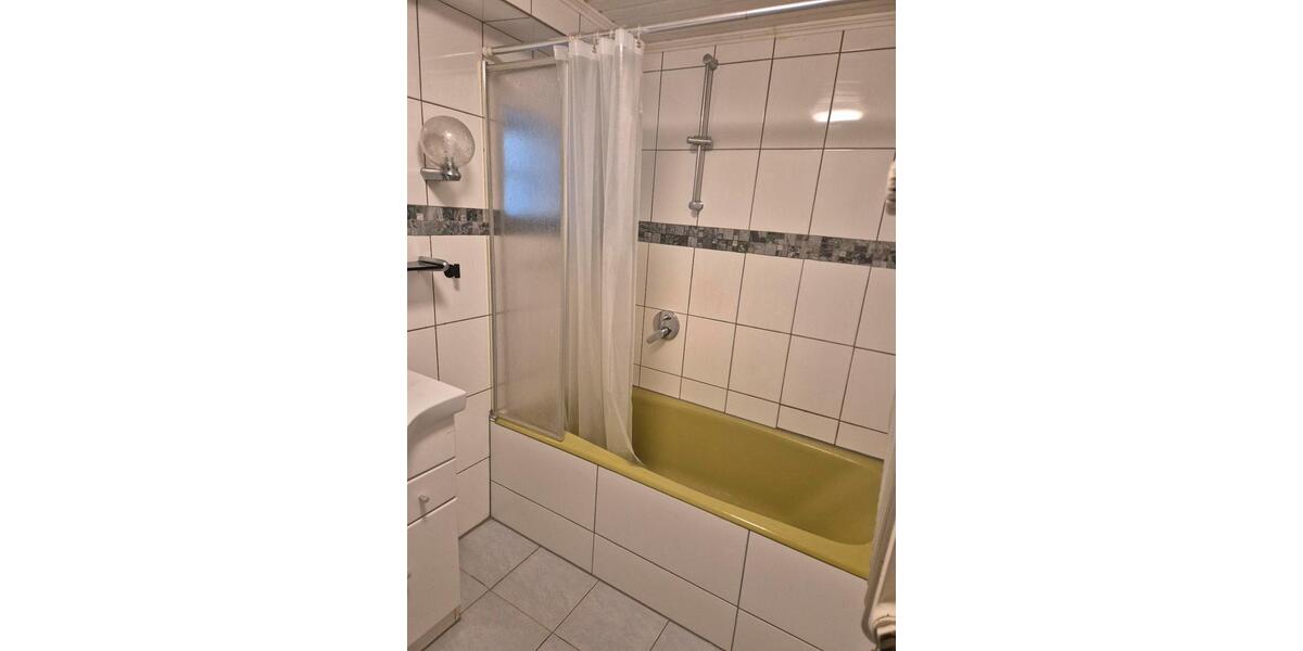 Etagenwohnung Dielheim - 4 Zimmer, 80 m&sup2;, 1.100&euro; | Angebot:24398226