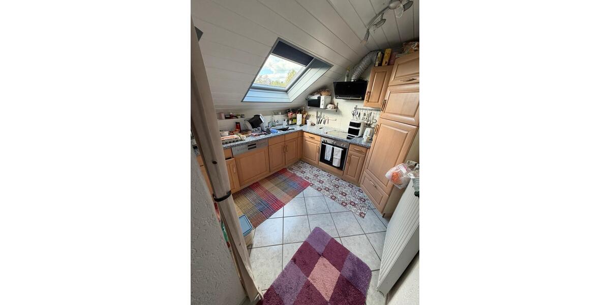 Dachgeschoßwohnung Heusweiler - 4.5 Zimmer, 90 m&sup2;, 900&euro; | Angebot:26241450