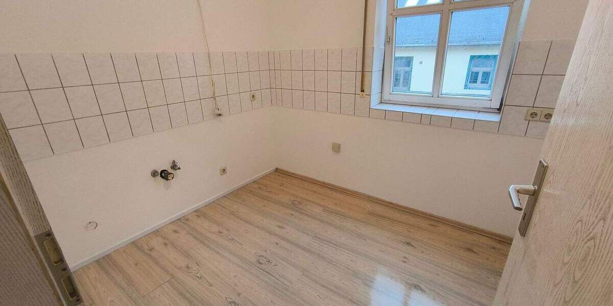 Etagenwohnung Königsbrück Stenz - 3 Zimmer, 80 m&sup2;, 440&euro; | Angebot:25671762