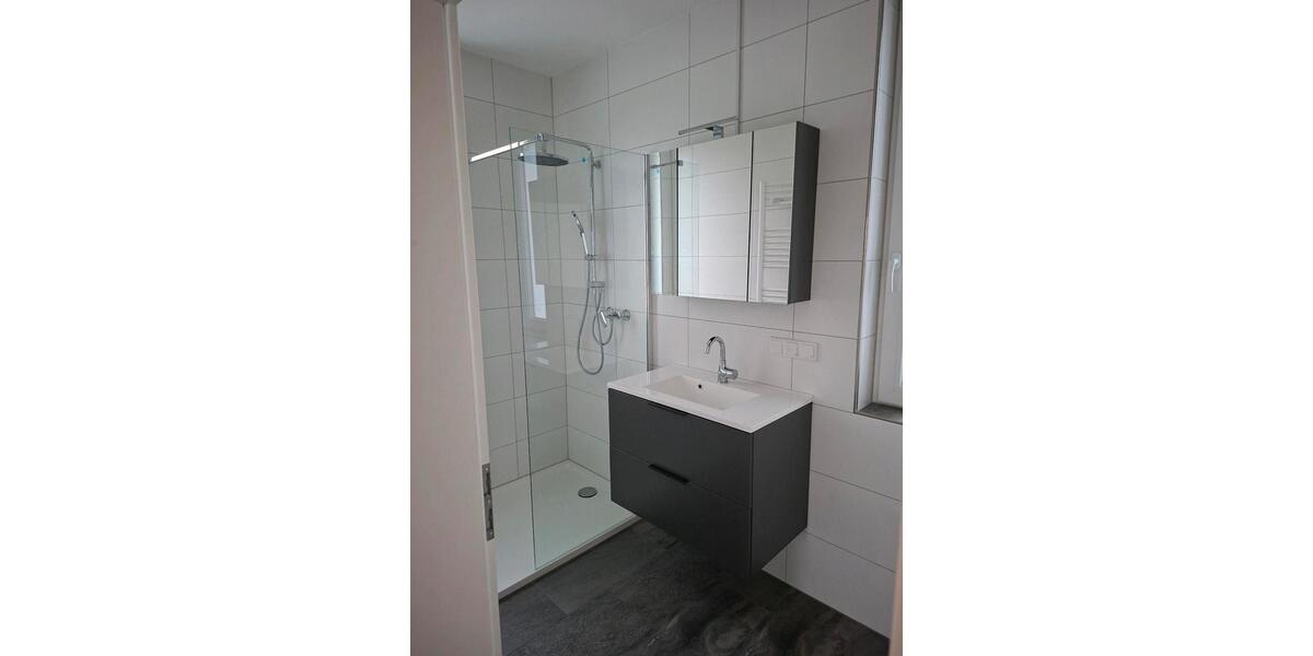 Hochparterre Bünde - 2.5 Zimmer, 95 m&sup2;, 1.100&euro; | Angebot:25274226