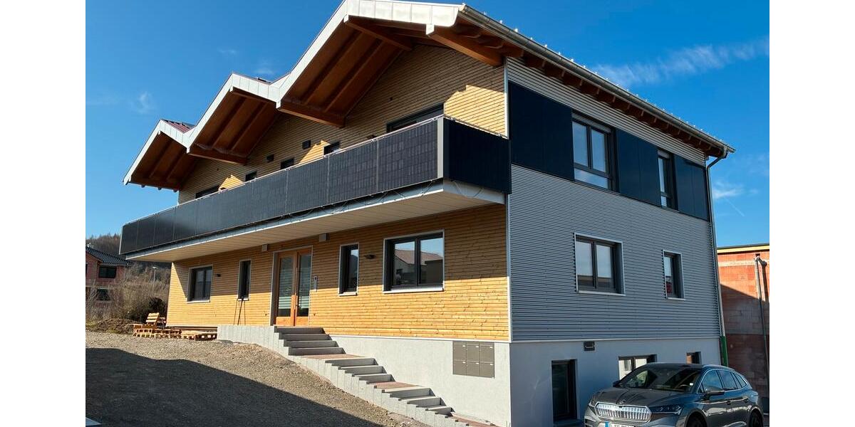 Dachgeschoßwohnung Uder - 3 Zimmer, 80 m&sup2;, 950&euro; | Angebot:25550364