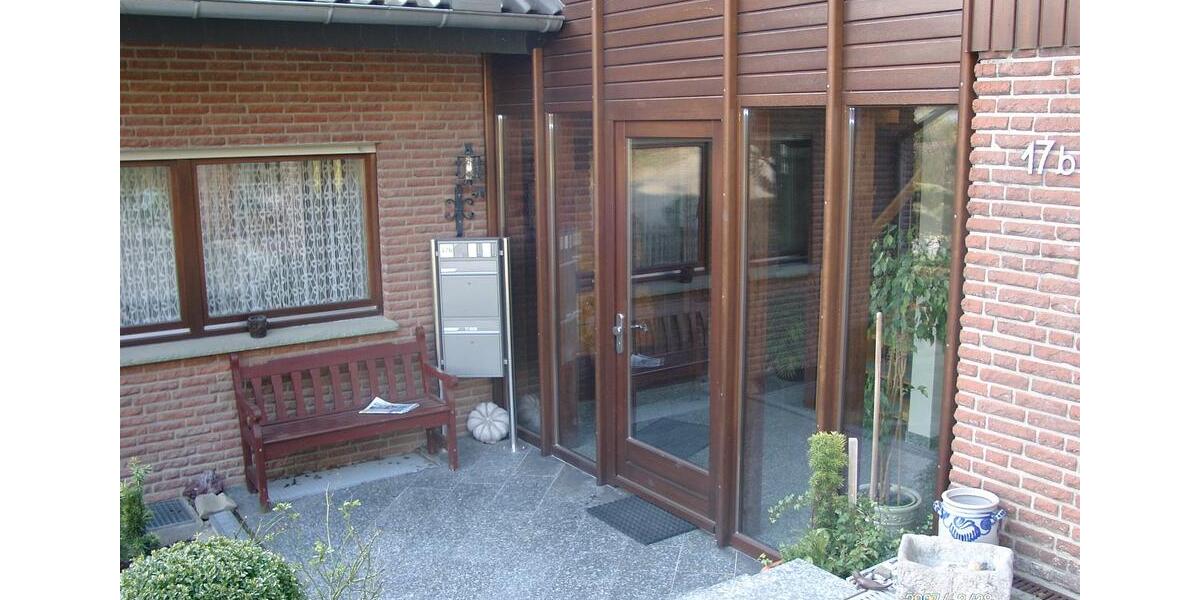 Helle 2-Zimmer Whg mit Balkon und herrlichem Fernblick 2 zimmer