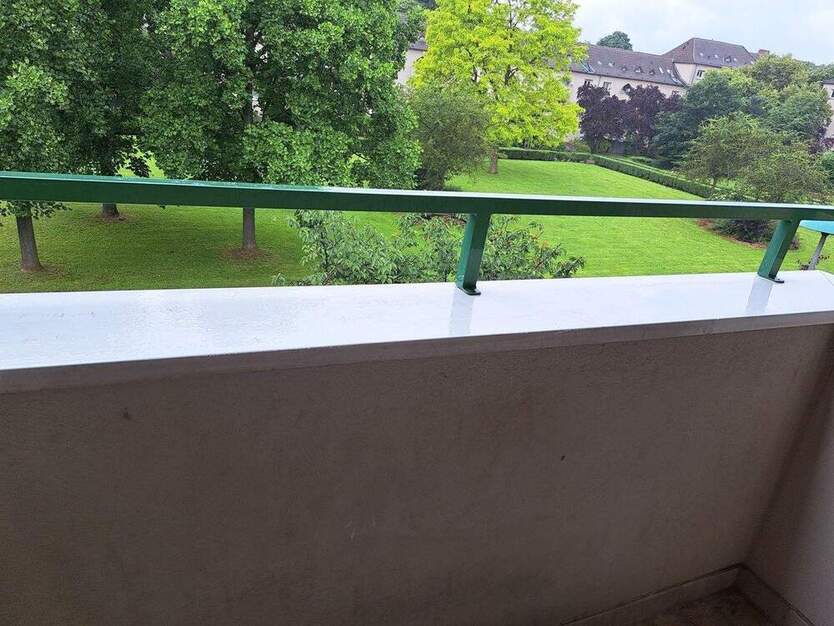 Zi. 2 in möbl. 3er WG ( only male) - nach Kernsanierung - Denkmalsiedlung 