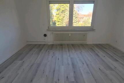 WohnungErdgeschoss,3,5 zimmer in Duisburg Neuenkamp zu ver 3 zimmer