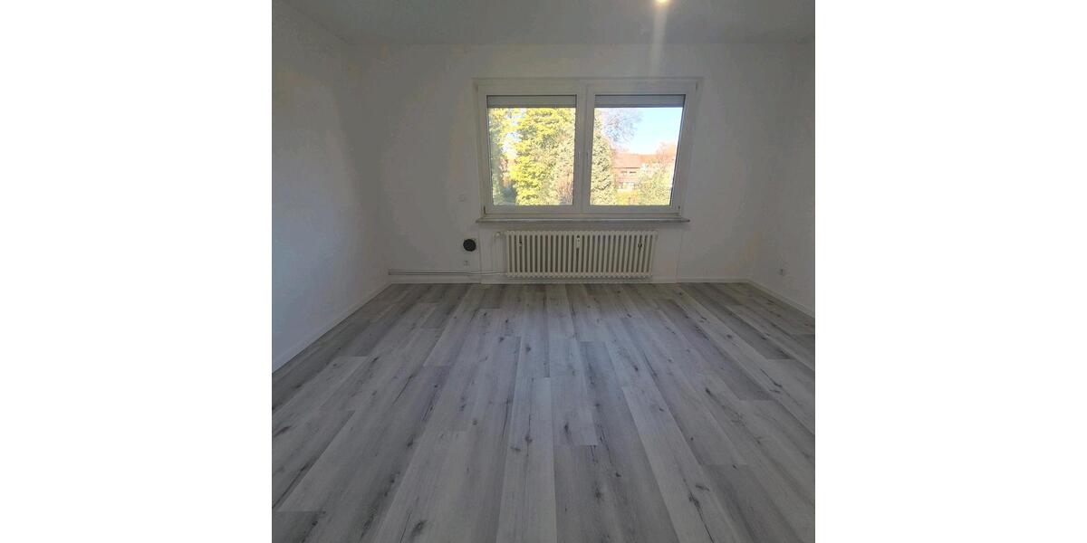 WohnungErdgeschoss,3,5 zimmer in Duisburg Neuenkamp zu ver 3 zimmer