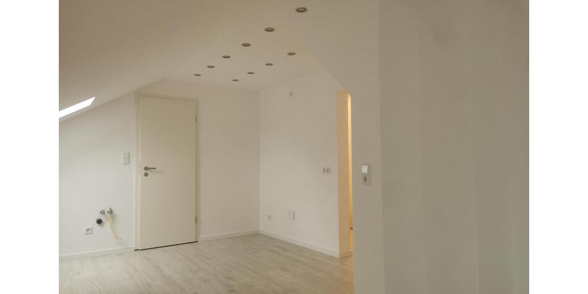 Dachgeschoßwohnung Rheda-Wiedenbrück Wiedenbrück - 1.5 Zimmer, 35 m&sup2;, 500&euro; | Angebot:26611609